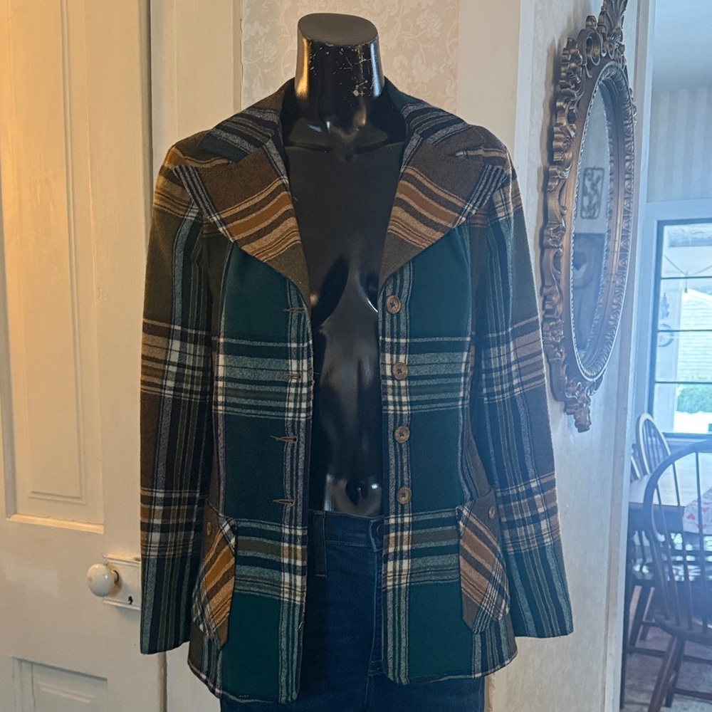 Vintage Junior House Four Button Brown Green Plaid Blazer Flat Front Pockets